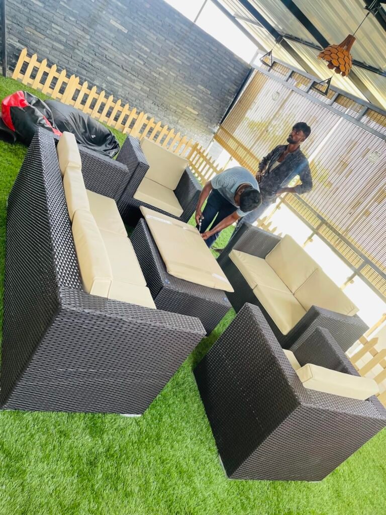 Image #1 from Rajeev Thakur, Bengaluru